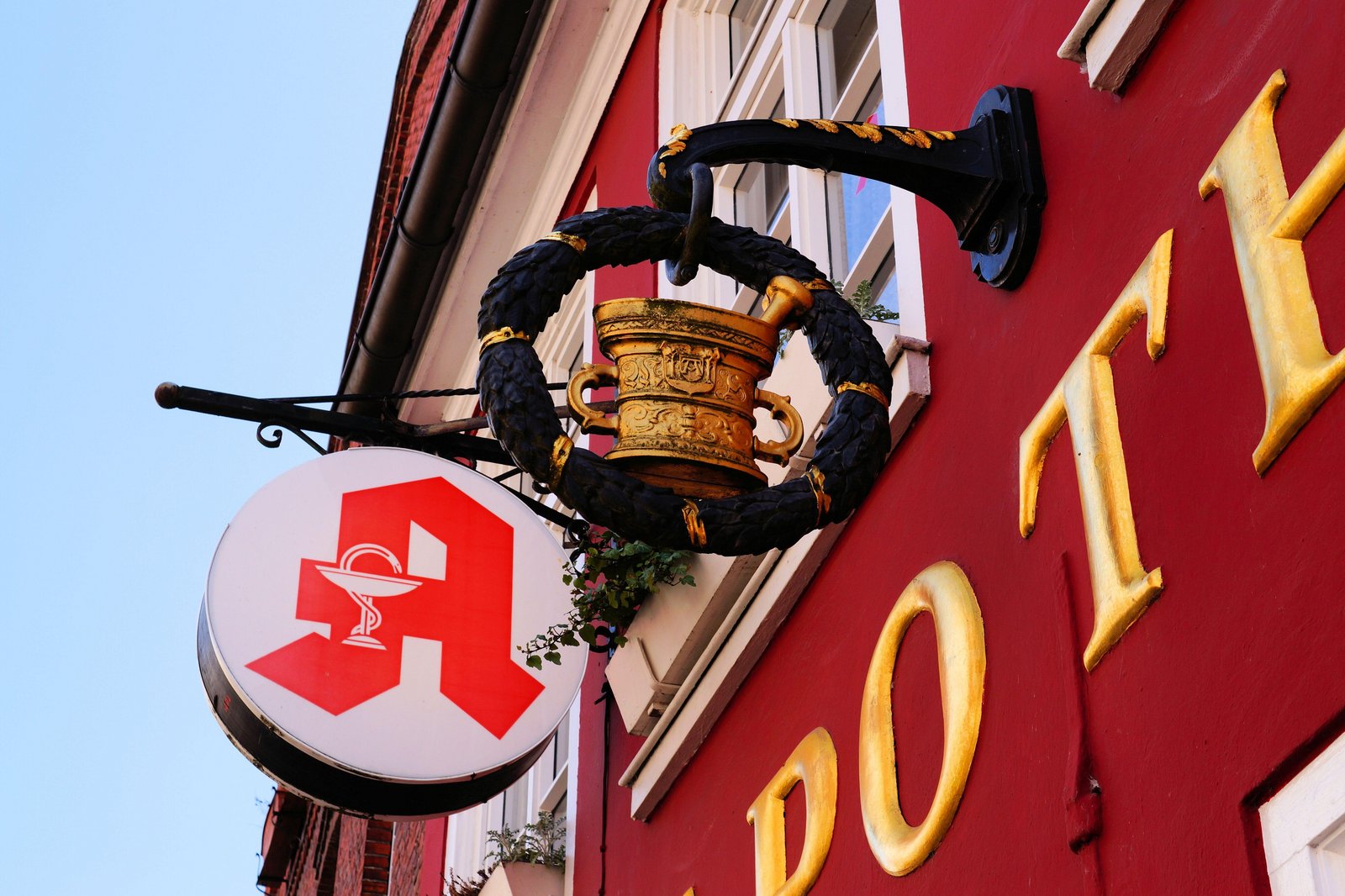Imagem do símbolo da farmácia alemã